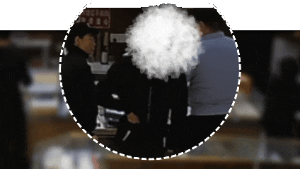 男子豪掷百万狂买黄金，不看款式、不问价格？店家紧急报警