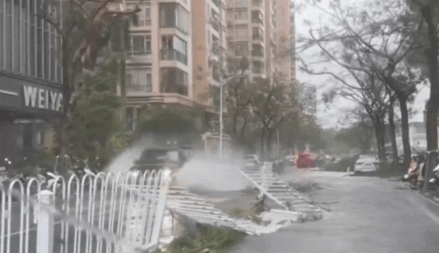 台风“红霞”强度逐渐减弱，预计明天凌晨进入湖南，四川部分地区将有大暴雨