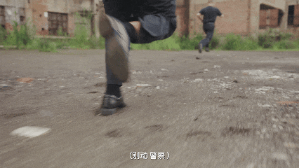 下象棋爱“当头炮”，踢足球要当前锋，他把闯和韧写进骨子里！