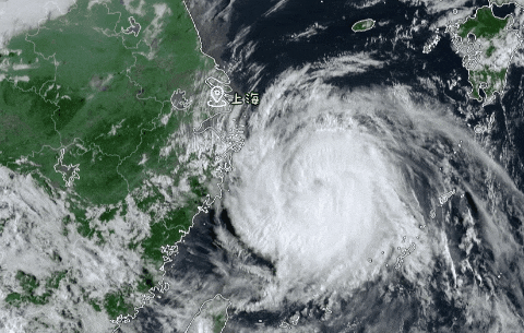 “沙德尔”预计明晨到下午在浙江椒江到平阳一带沿海登陆,上海今夜明天风雨影响→ “沙德尔”预计明晨到下午在浙江椒江到平阳一带沿海登陆,上海今夜明天风雨影响→