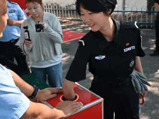 对！他们发“小狗”了……是谁又羡慕了？