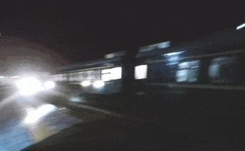 Z37次列车，临停陕西商南站4分钟，紧急救援→