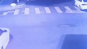 夜宵摊旁,这群人专挑“不敢报警的人”下手! 夜宵摊旁,这群人专挑“不敢报警的人”下手!