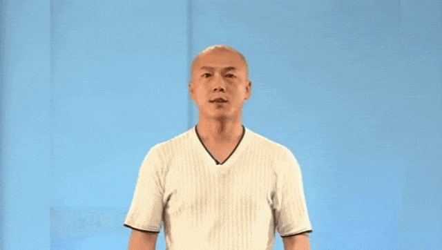 “闪身步”爆火引全网模仿!很多人都在跳,医院紧急提醒 “闪身步”爆火引全网模仿!很多人都在跳,医院紧急提醒