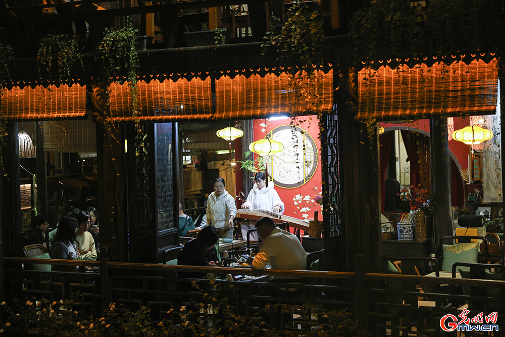 【乌镇视窗】乌镇峰会启幕在即,乌镇夜景点亮数字星河