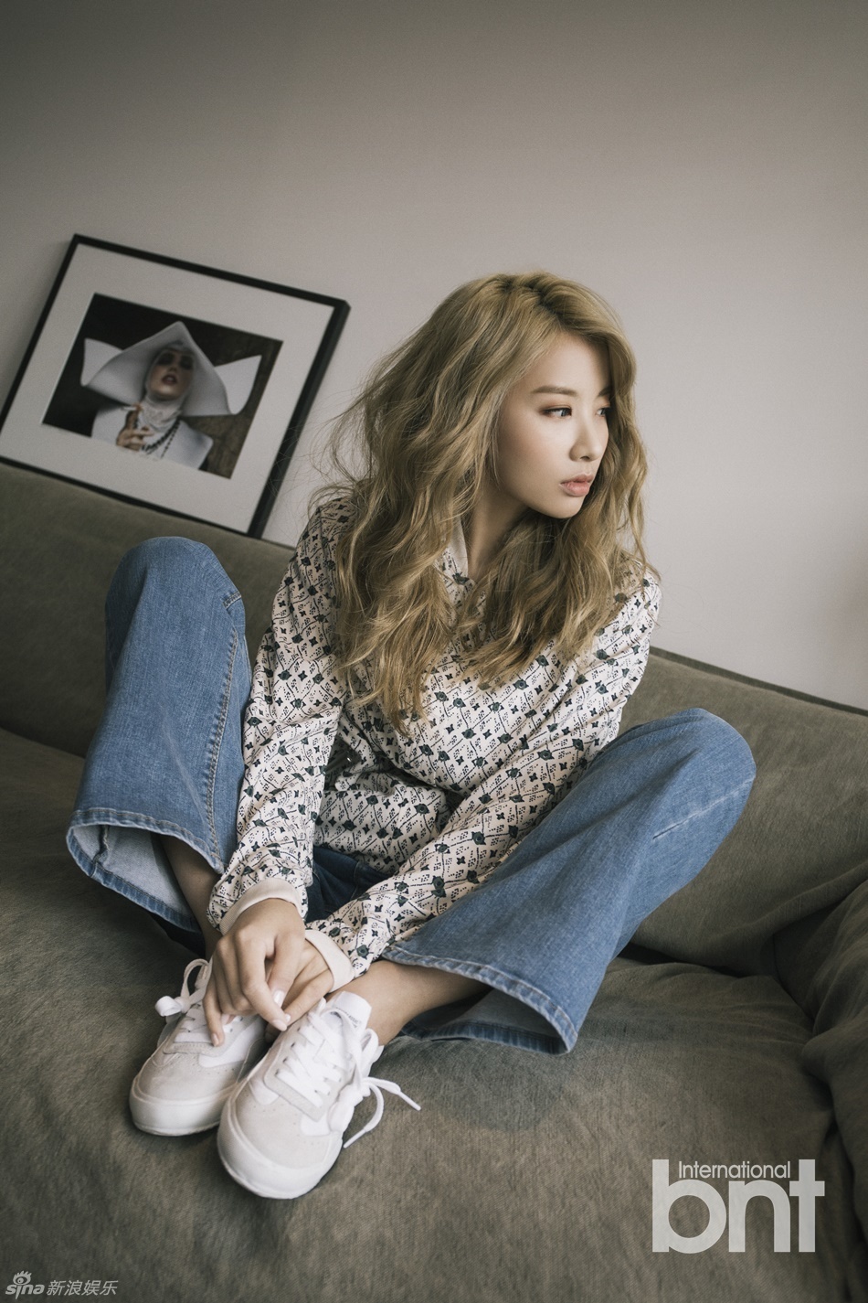 组图:rainbow智淑拍写真 化身花丛梦幻少女