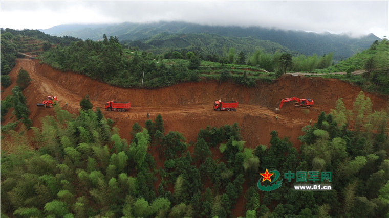 武警交通部隊啟用無人機 3d航拍助力盤山公路作業