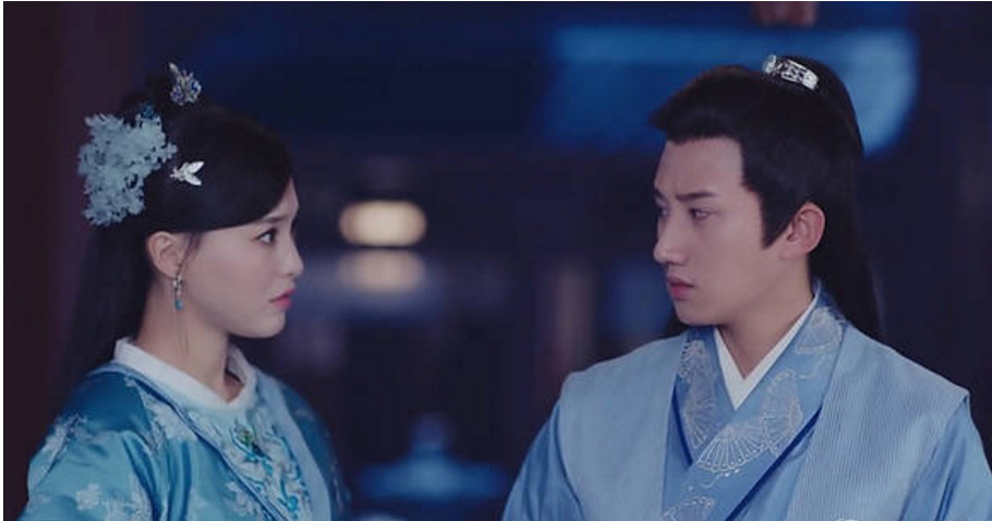 小编看到他在这部剧的形象,发现和原著的大不一样,在原著里,李敏德