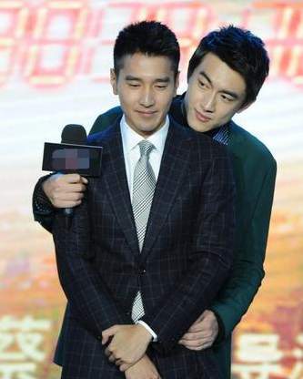 盘点娱乐圈玩网游成为好基友的明星们