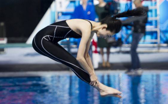 这样对比下来,孙艺洲,李菲儿反而在节目中成为不小的亮点.