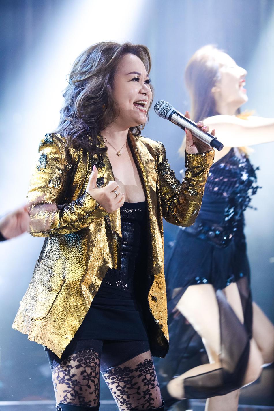 《歌手》张杰激情唱rap 杜丽莎劲歌热舞