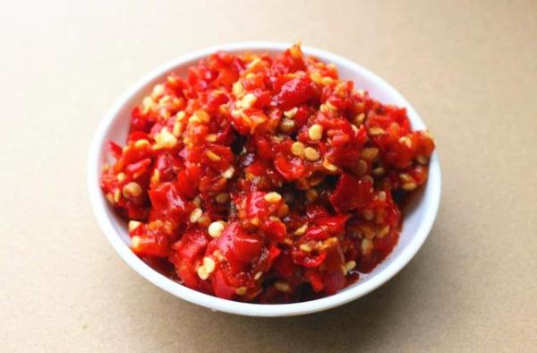 做了32年辣椒酱大爷,教您正宗辣椒酱配方和7大诀窍,3年都不坏