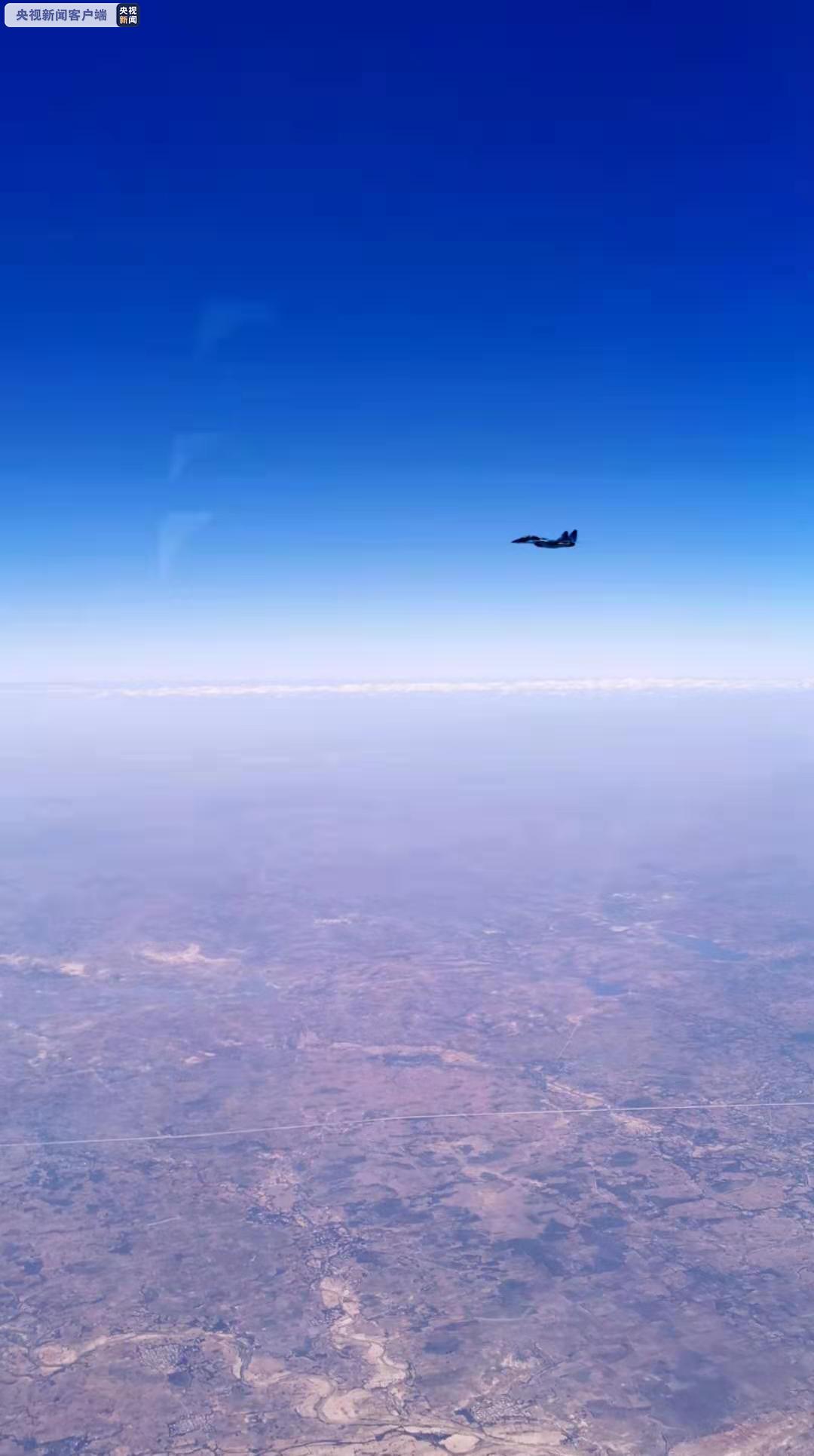 缅甸空军战机为习近平主席专机升空护航