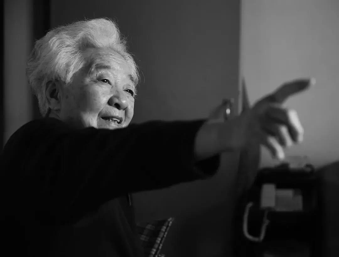 她是周总理口中的“好妈妈”，她带着中国儿童电影从无到有！她的电影人生，不只有“江姐”