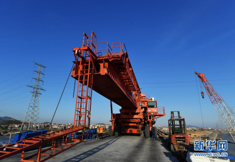 新建福厦铁路湄洲湾跨海大桥施工进展顺利