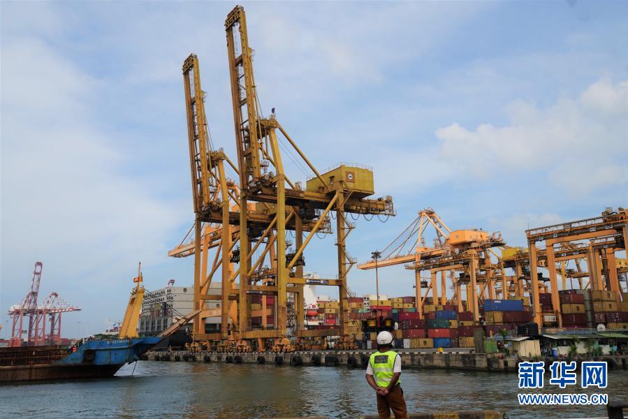 中企承建科伦坡港集装箱码头扩建项目开工