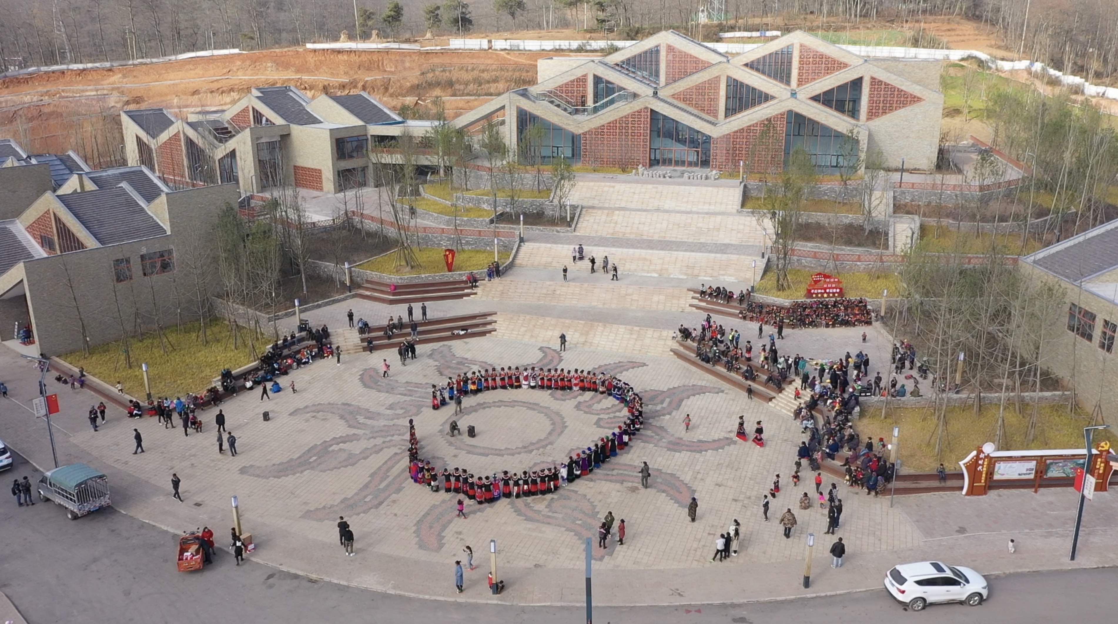 “十三五”,习近平领航中国经济巨轮破浪前行 “十三五”,习近平领航中国经济巨轮破浪前行