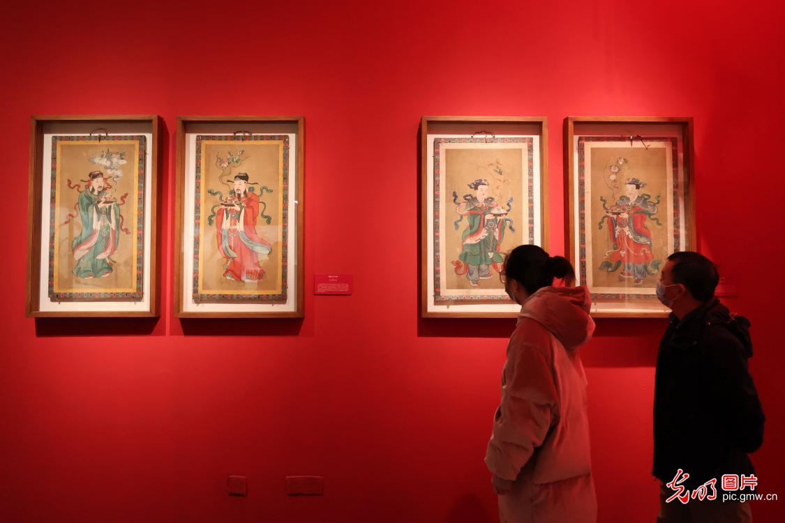 Imperial treasures from Shenyang Palace Museum on display at the National Museum of China