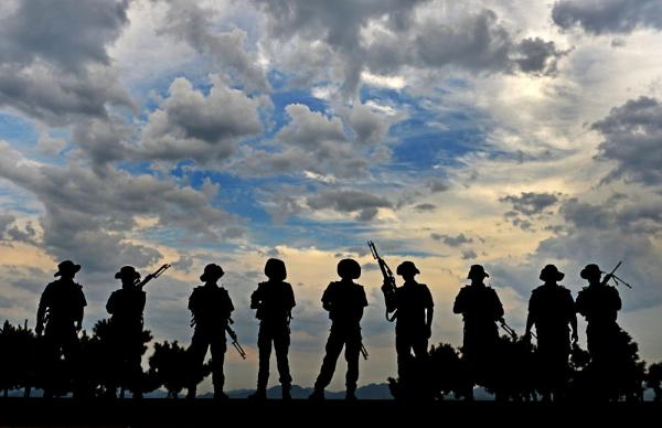 镜观中国特刊 | 致敬，人民警察！