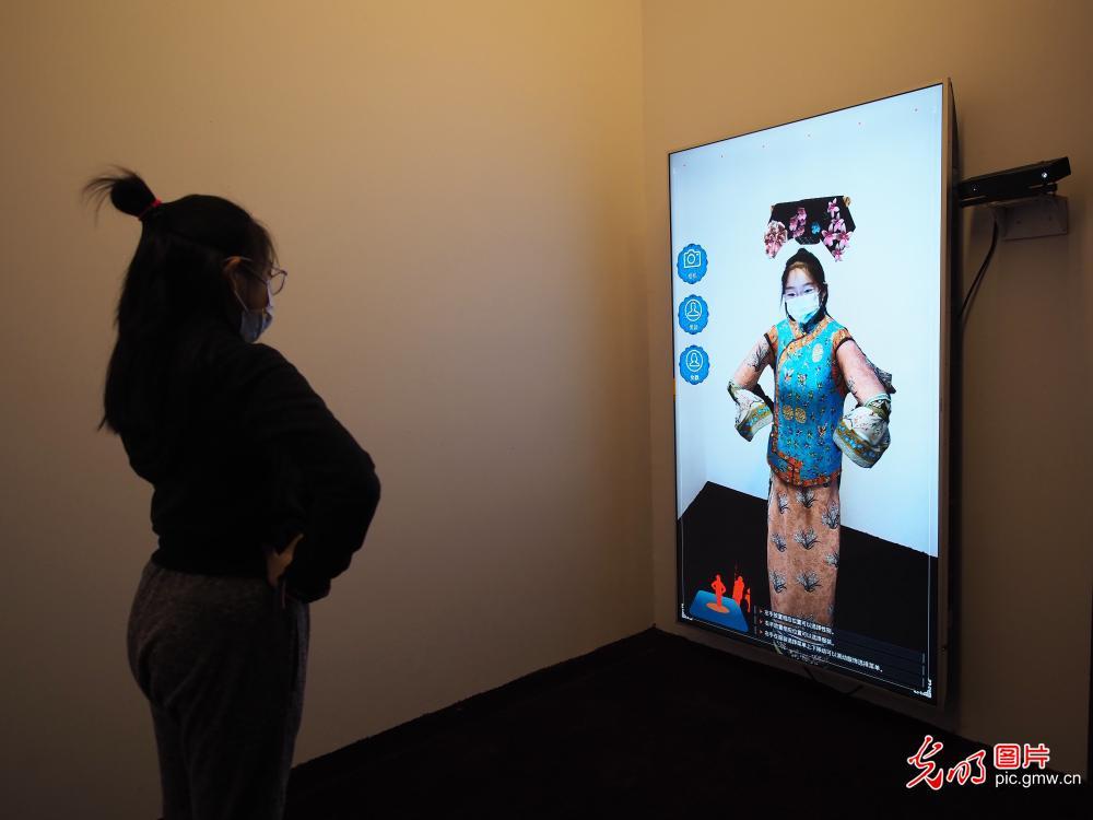 “中国古代服饰文化展”在国博开幕