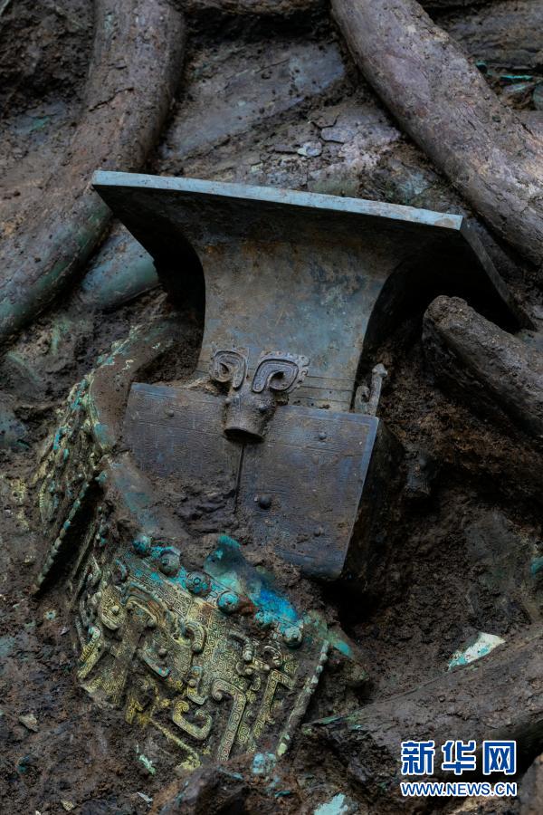 三星堆遗址“再惊天下” 现已出土重要文物500余件