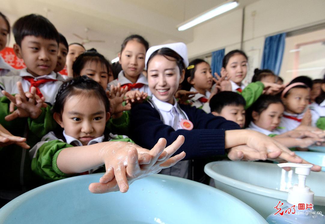 School to promote hand hygiene among kids