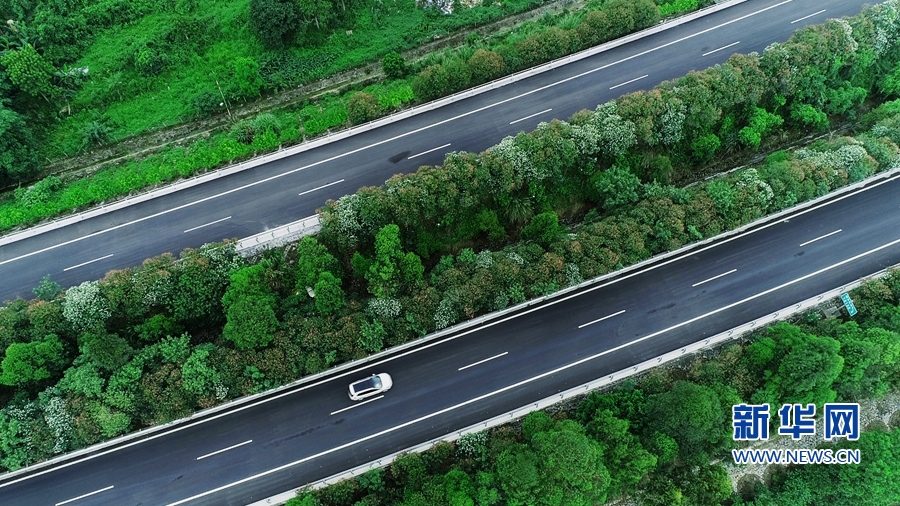 沿着高速看中国丨福银高速:山海相连寻根路