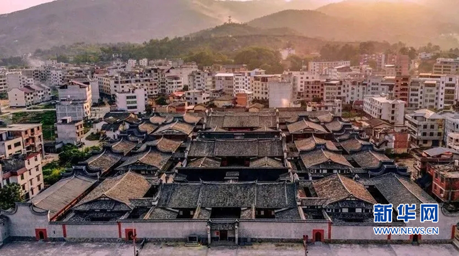 沿着高速看中国丨福银高速:山海相连寻根路