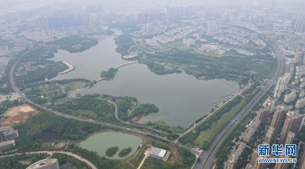 浪漫“心形公路”