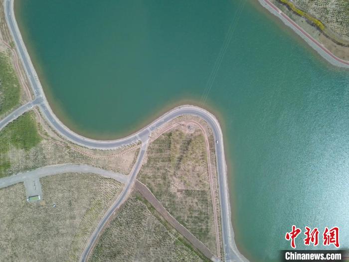 甘肃张掖“黑河印象”:昔日戈壁乱石滩 今朝城市后花园 甘肃张掖“黑河印象”:昔日戈壁乱石滩今朝城市后花园