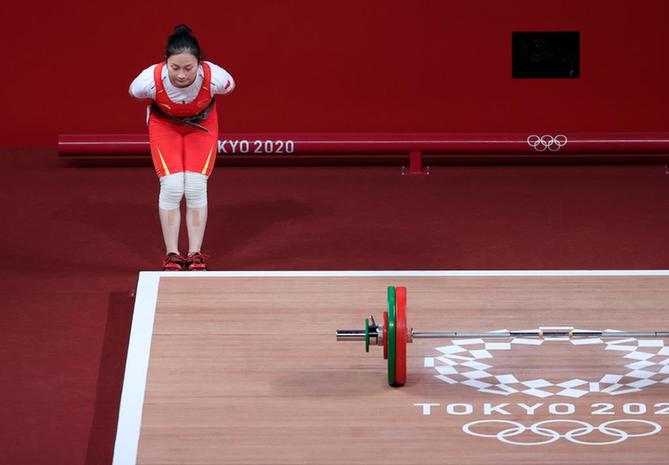 廖秋云表现完美，迪亚兹如有神助——女子举重55公斤级金牌之争的背后