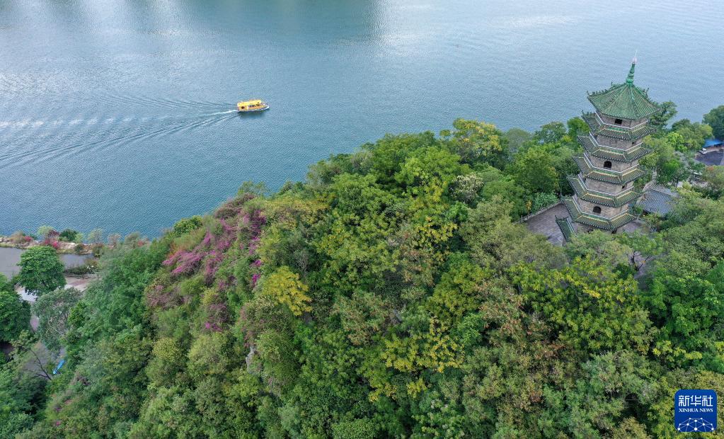 广西柳州:水上公交复航