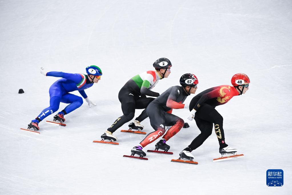 短道速滑混合团体接力决赛:中国队夺冠