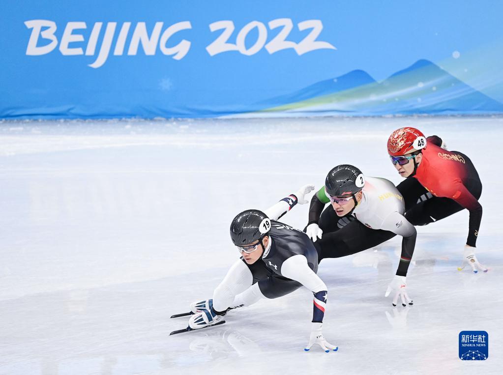 短道速滑混合团体接力决赛:中国队夺冠