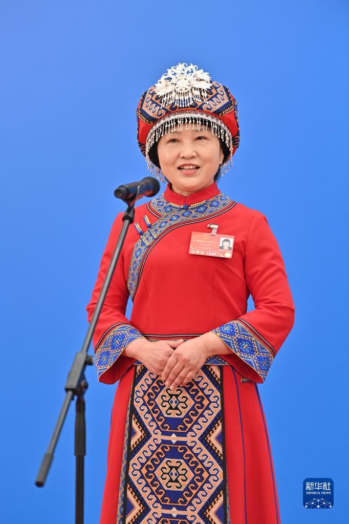 聚焦“代表通道”