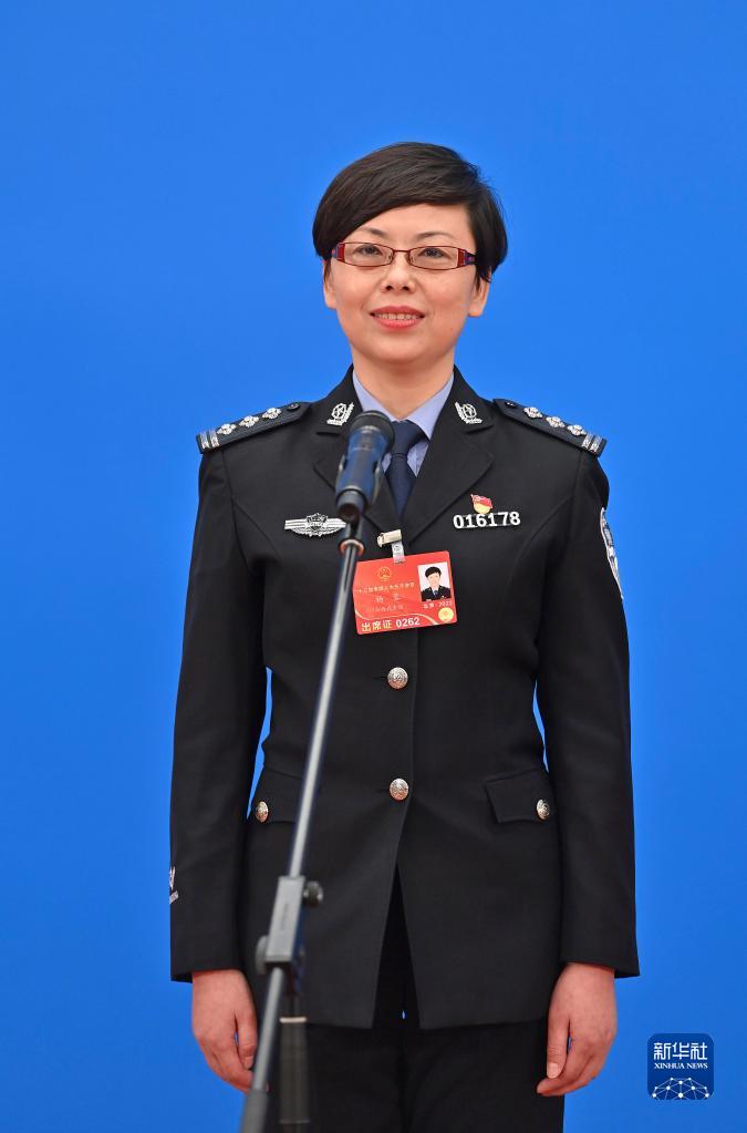 聚焦“代表通道”