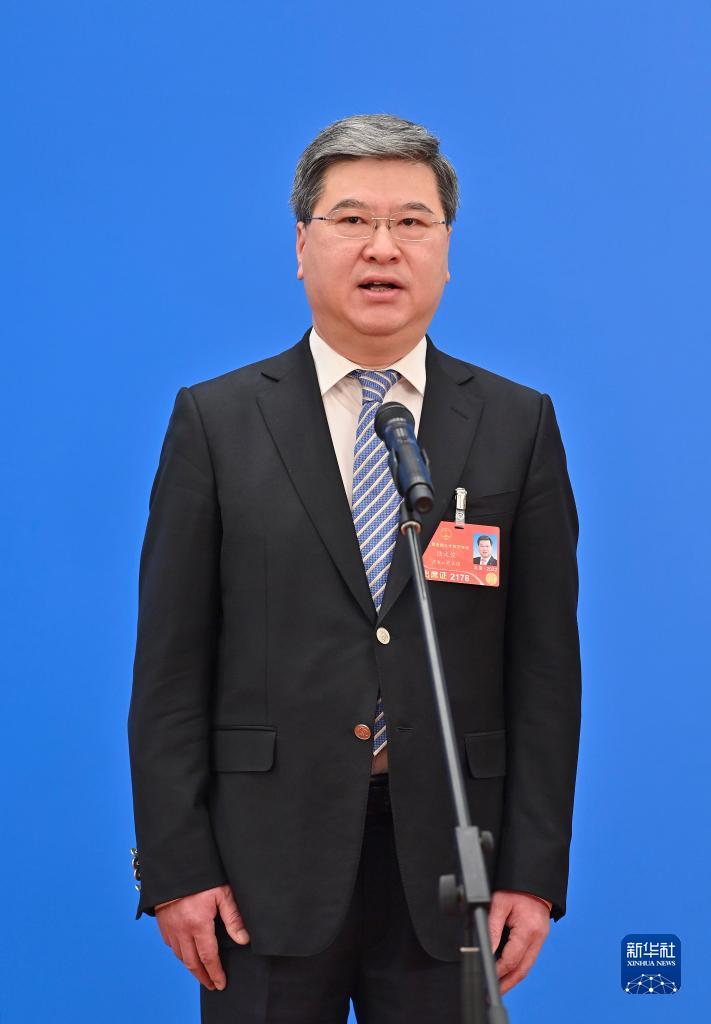 聚焦“代表通道”