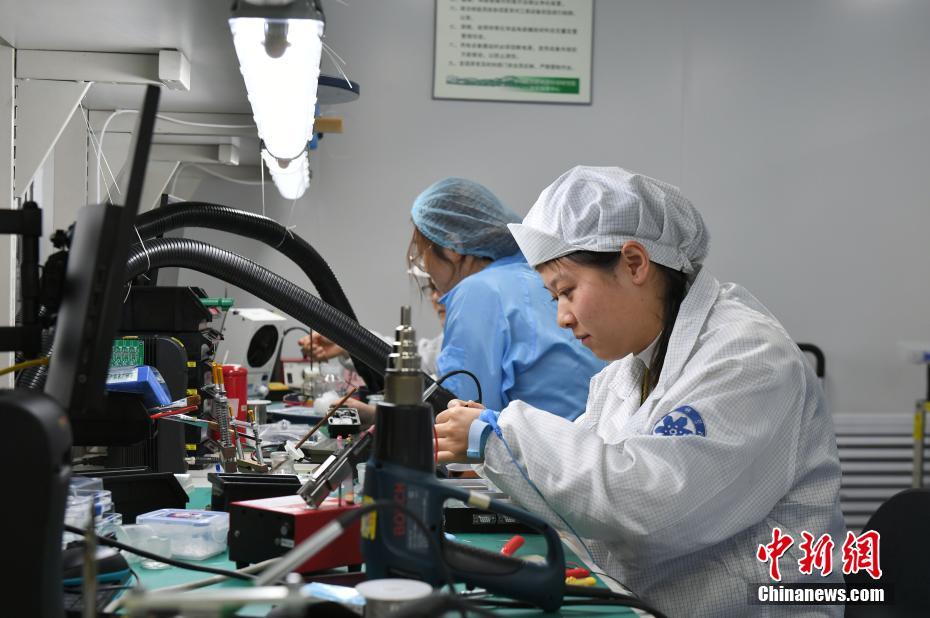 “科学岛”上的“航天女团”