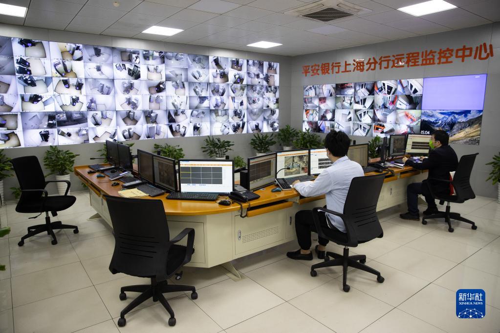 青春在坚守中绽放