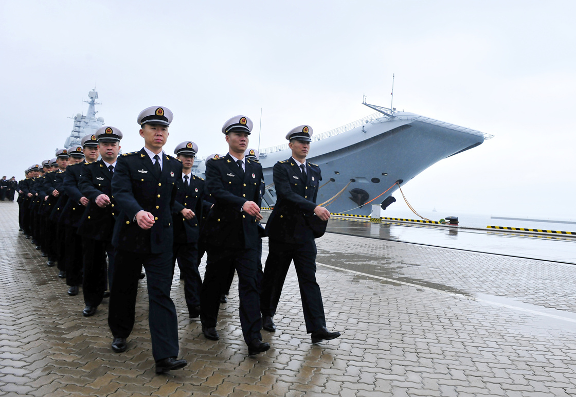 解辛平文章：把青春热血融入时代洪流