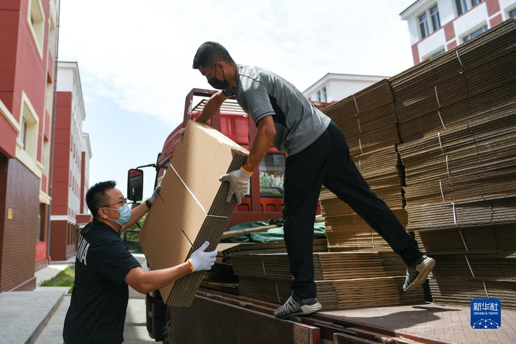 呼和浩特：做好返校保障工作 迎接毕业季