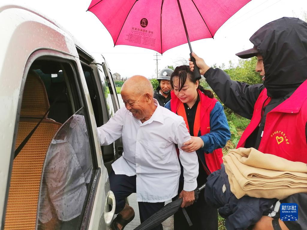 新华全媒＋丨浙江江苏等地积极应对台风“梅花”