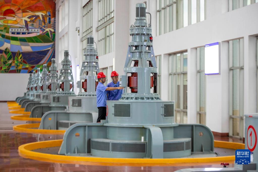 新华全媒＋丨浙江江苏等地积极应对台风“梅花”