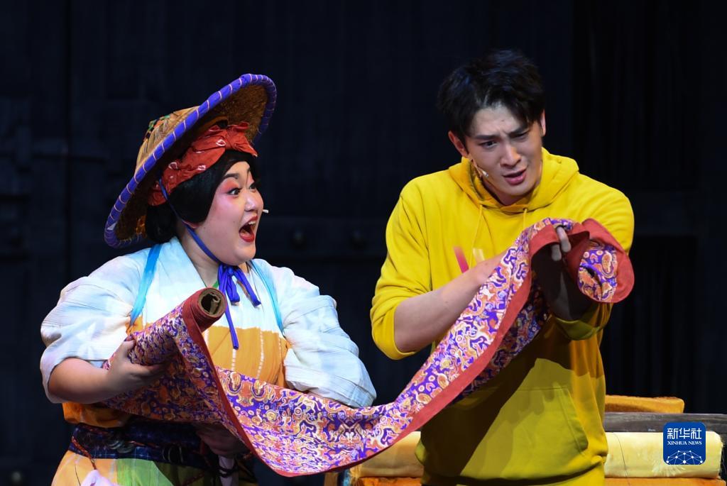 第八届丝绸之路国际艺术节开幕