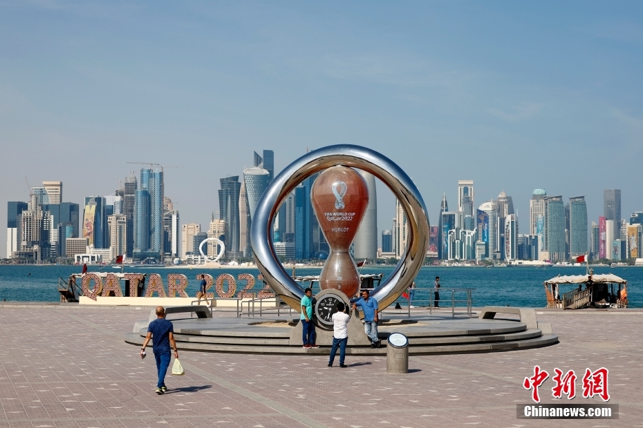 卡塔尔多哈街头世界杯氛围浓厚