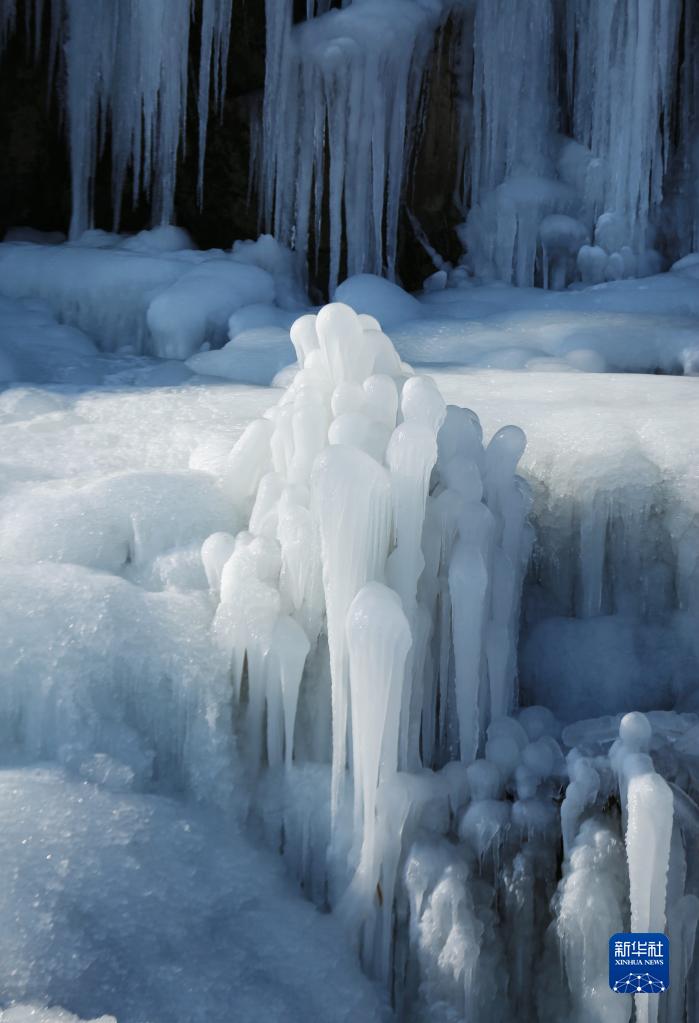 山东沂南:冰瀑奇韵