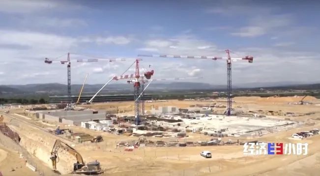 从一线看中国经济行稳致远｜全球最大“人造太阳”，核心部件取得重大进展→