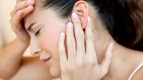 “阳康”后耳朵堵 可能是中耳炎