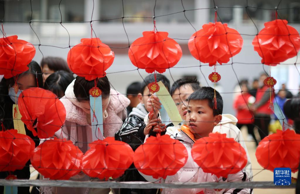 元宵将至氛围浓