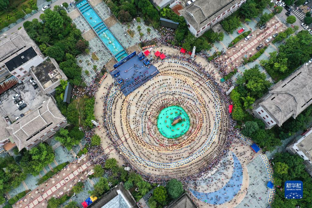 贵州剑河:欢度仰阿莎文化节